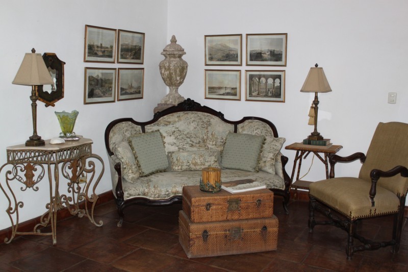 Master Bedroom Sitting Area